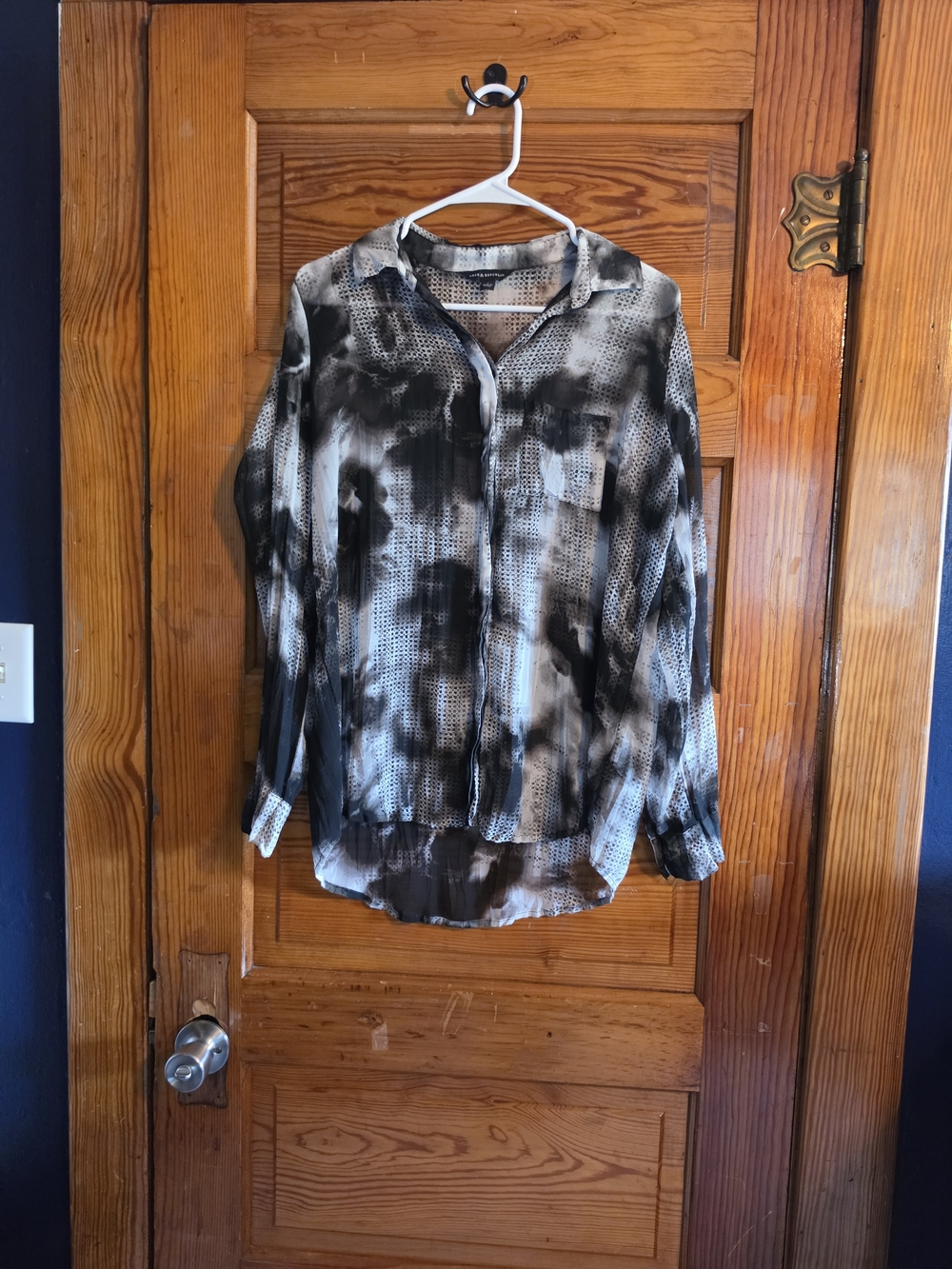 Rock & Republic Black & White Abstract Tie Dye Sheer Button-Down Blouse Size S
